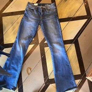 Gap 1969 “Perfect Boot” jeans size 24